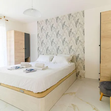 Select'sohome - Pour 4 Personnes Proche Des Commerces Et De La Du Lavandou ! - Cap Azur * Le Lavandou