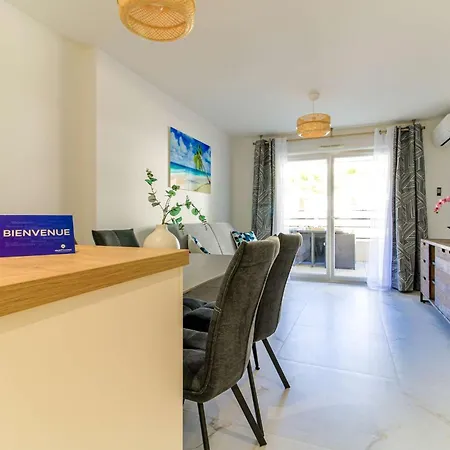 Apartment Select'sohome - Pour 4 Personnes Proche Des Commerces Et De La Du Lavandou ! - Cap Azur *